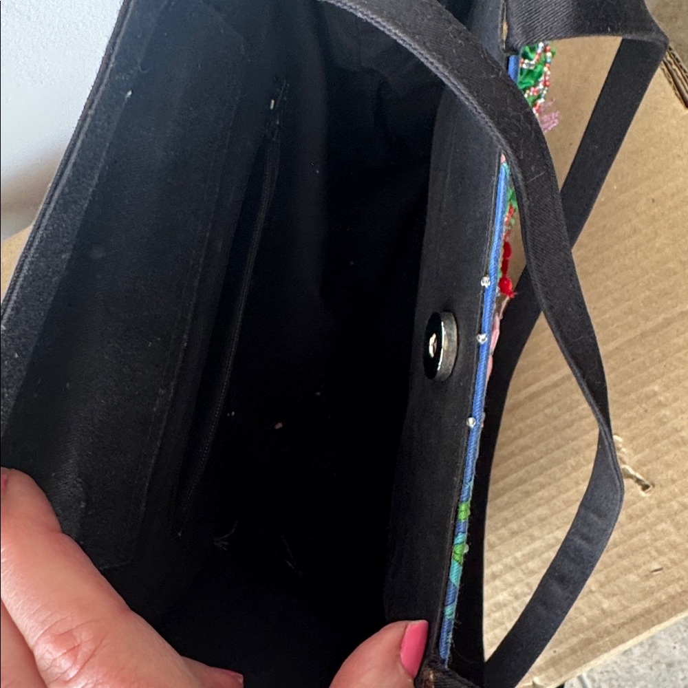 Berek whimsical Holiday handbag. - Picture 5 of 9